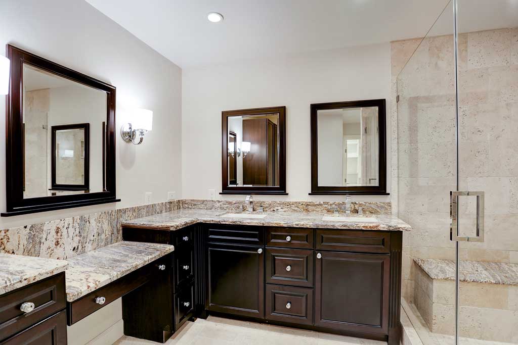 HP3-Deb-Elm-Design-Bathroom